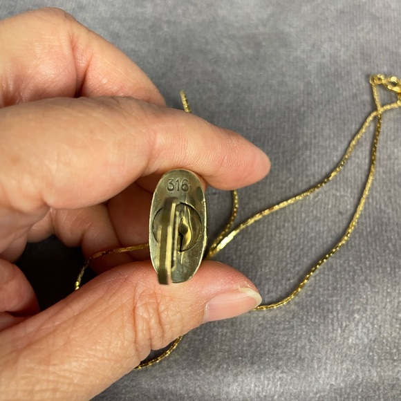 Authentic Louis Vuitton LV Signature Brass Padlock Key 14k Gold Plating Necklace - Picture 6 of 6